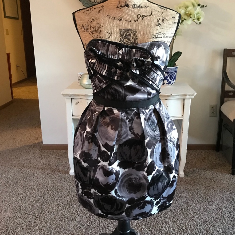 BCBG Maxazria floral cocktail dress